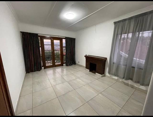 5 BEDROOM HOUSE FOR SALE IN RAISETHORPE
